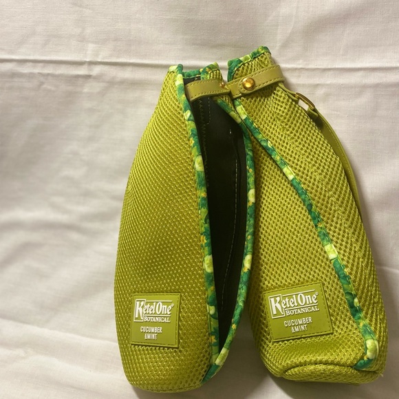 Ketel one liquor bag. Zips up lime green color 2 pack - Picture 6 of 8